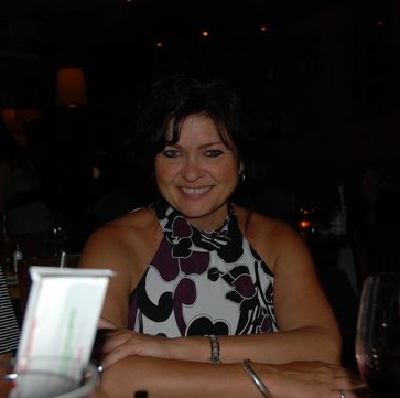 Jane Perry Photo 15