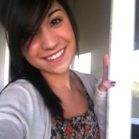 Ellie Higgins Photo 26