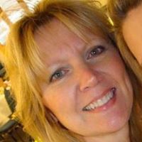 Michelle Lemmon Photo 17