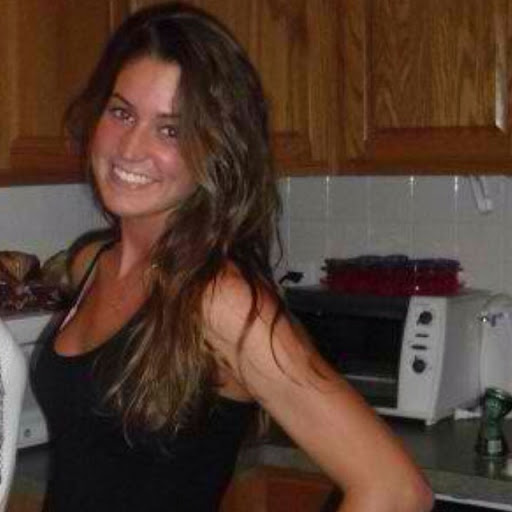 Hannah Wilson Photo 36