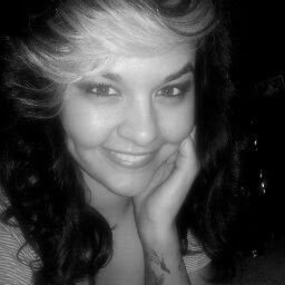 Andrea Thompson Photo 17