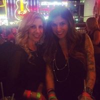 Kristen Gilliam Photo 6