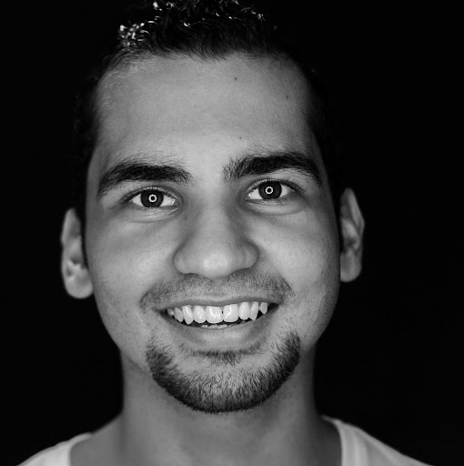 Erick Gonzalez Photo 6