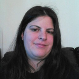 Sara Reeves Photo 38