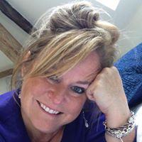 Heather Powers Photo 18