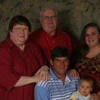 Everett Thompson Photo 1