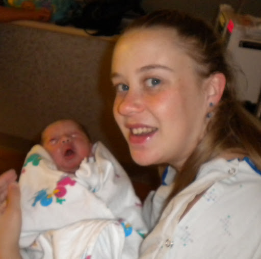 Danielle Brown Photo 18