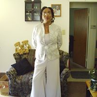 Debora Hooper Photo 4