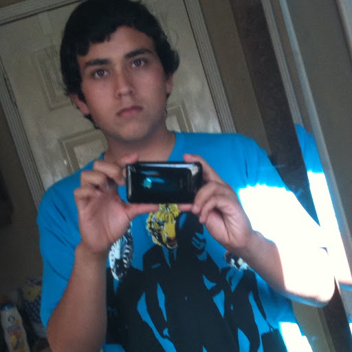 Kevin Vazquez Photo 22