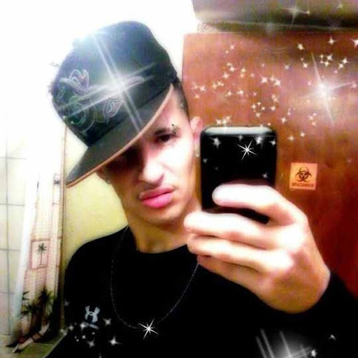 Albert Alaniz Photo 14