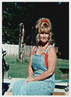 Karin Brown Photo 25
