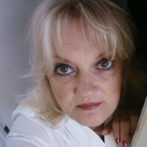 Ruth Little Photo 11