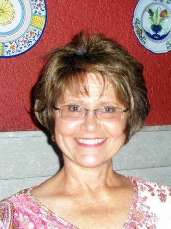 Joan Anderson Photo 34