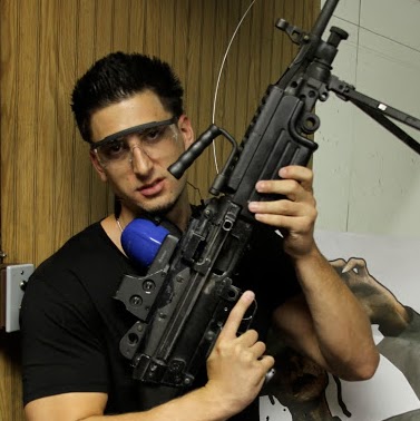 Jesse Wellens Photo 12