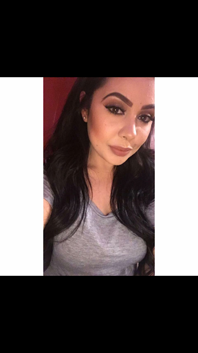 Elizabeth Cortez Photo 8