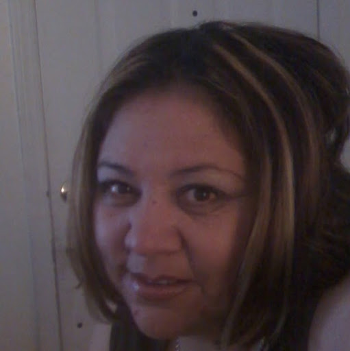Maria Samaniego Photo 21