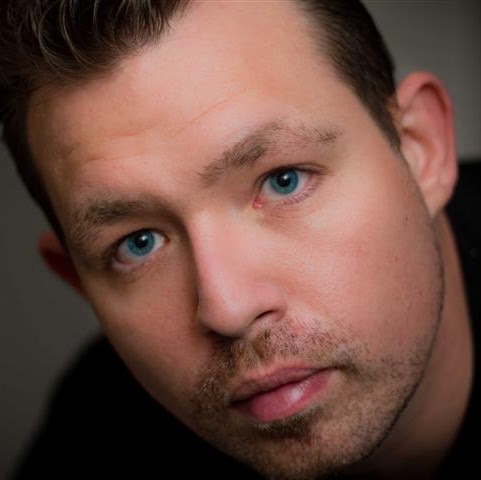 Brad Bond Photo 37