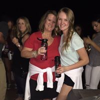 Kimberly Beck Photo 24