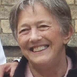 Suzanne Davies Photo 14