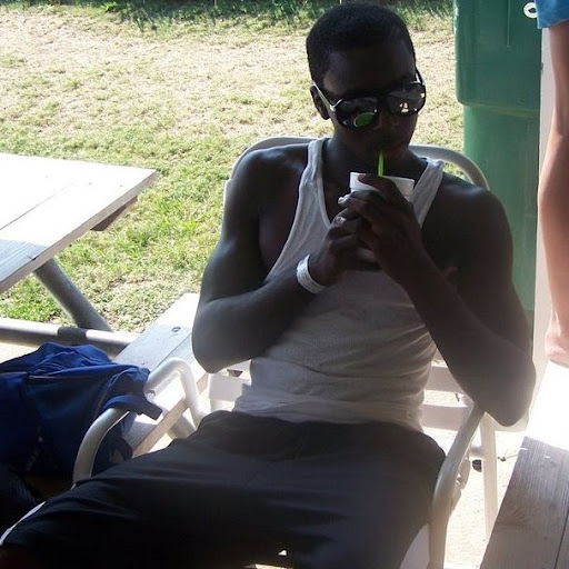 Lester Wells Photo 3