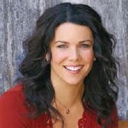 Kelly Tope Photo 4