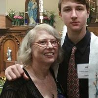 Sandy Adams Photo 28