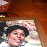 Linda Means Photo 6