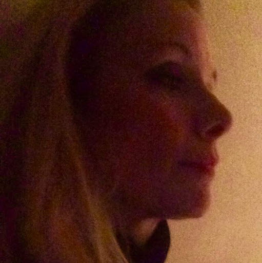 Nicole Pratt Photo 35