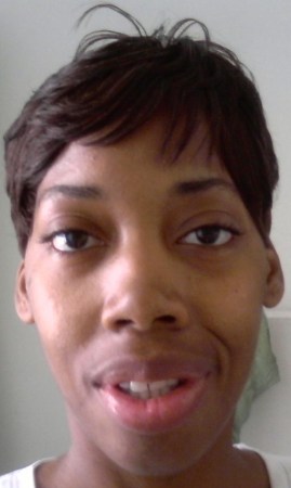 Evelyn Moore Photo 14