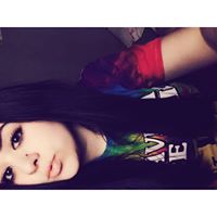 Julia Hatcher Photo 20