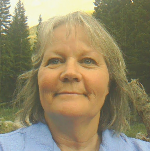 Linda Farrell Photo 25