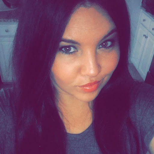 Christina Barnes Photo 4