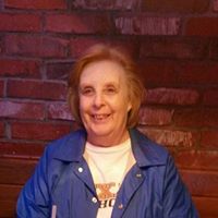 Betty Willis Photo 13