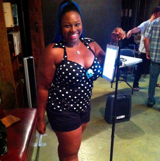 Vivian Rogers Photo 32