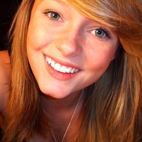 Jessica Bruce Photo 37