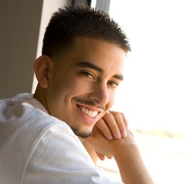 Derek Torres Photo 5