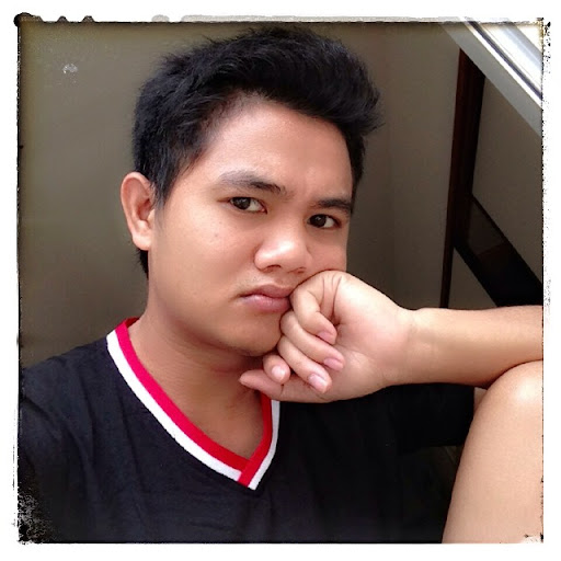 Ha Trinh Photo 2