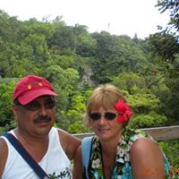 Carolyn Nicholas Photo 23