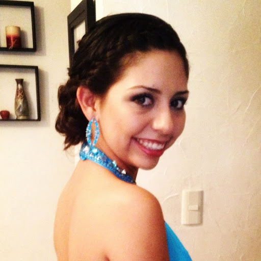 Nancy Guzman Photo 28