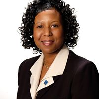 Elaine Marshall Photo 11