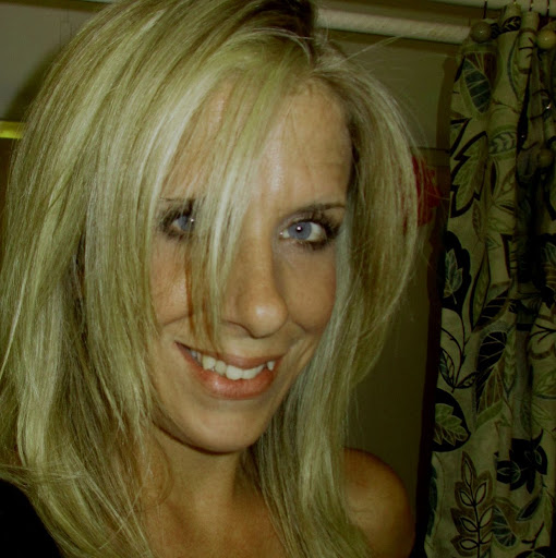 Lori Lawrence Photo 3