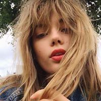 Jacqueline Avery Photo 22