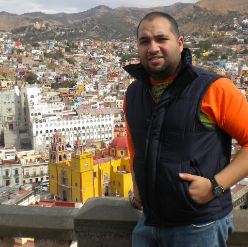 Moises Tovar Photo 6