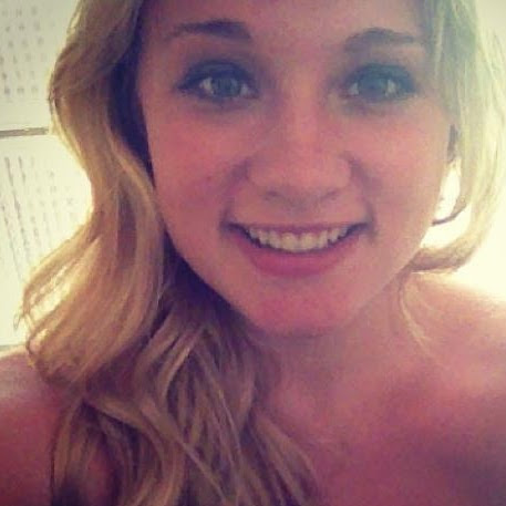 Lauren Sayers Photo 10