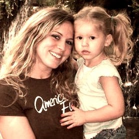 Amanda Leahy Photo 31