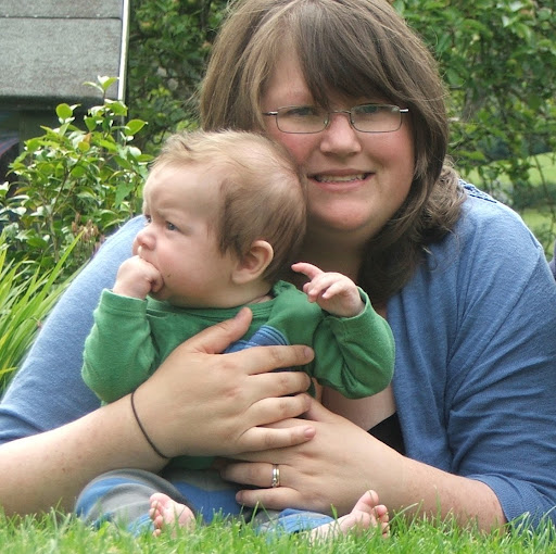 Rebecca Davies Photo 32