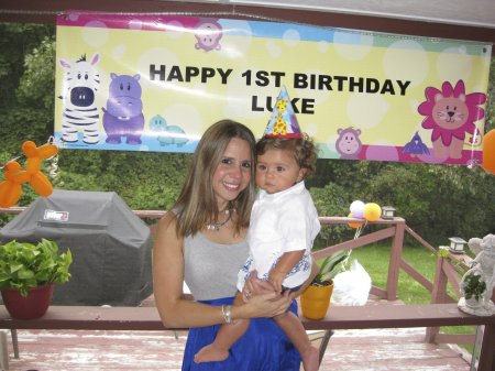 Elizabeth Diaz Photo 40