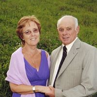 Linda Tyler Photo 47