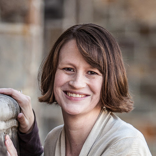 Michelle Cochran Photo 35