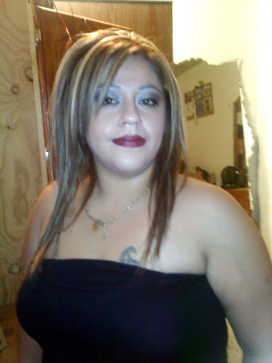 Suzanne Garcia Photo 29